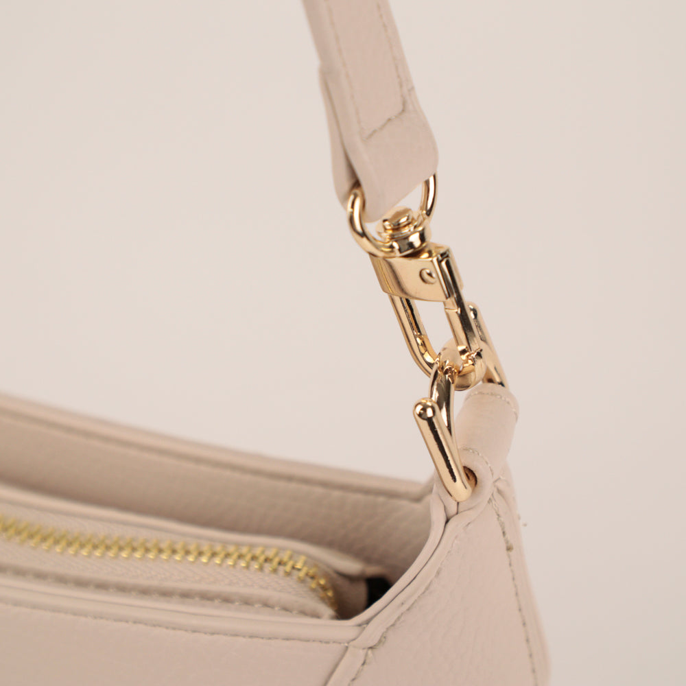 Riona Ella Baguette Bag