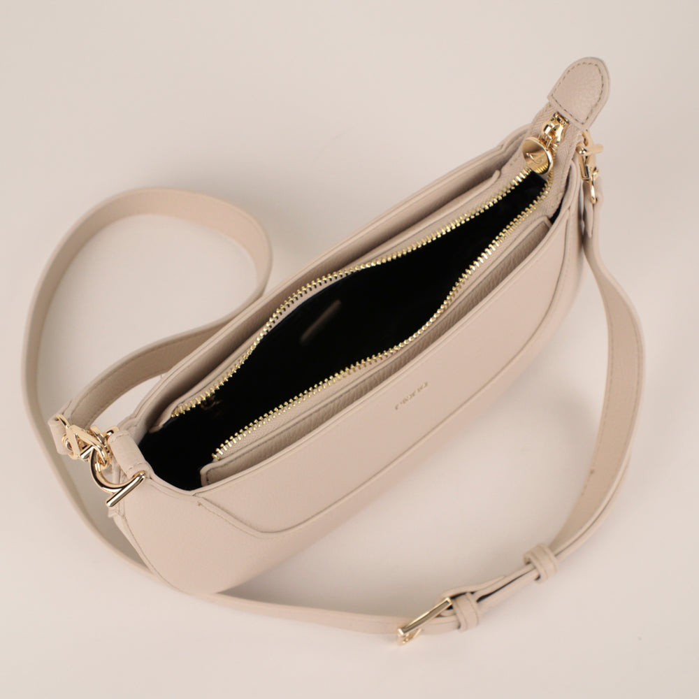 Riona Ella Baguette Bag