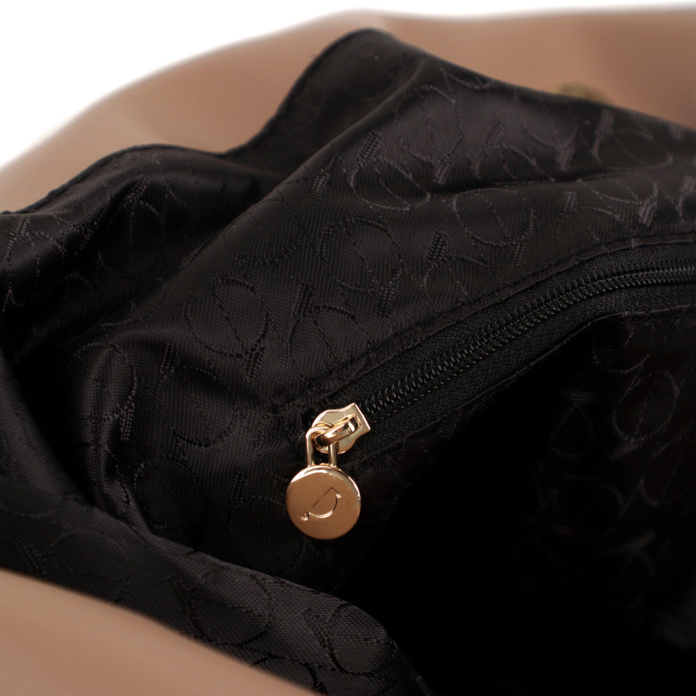 Riona Donna Hobo - Bentley