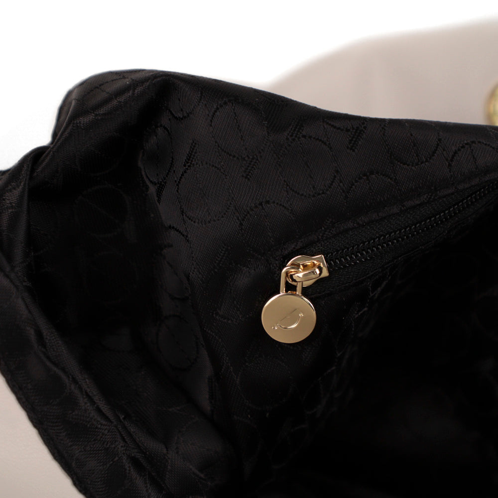 Riona Donna Hobo - Bentley