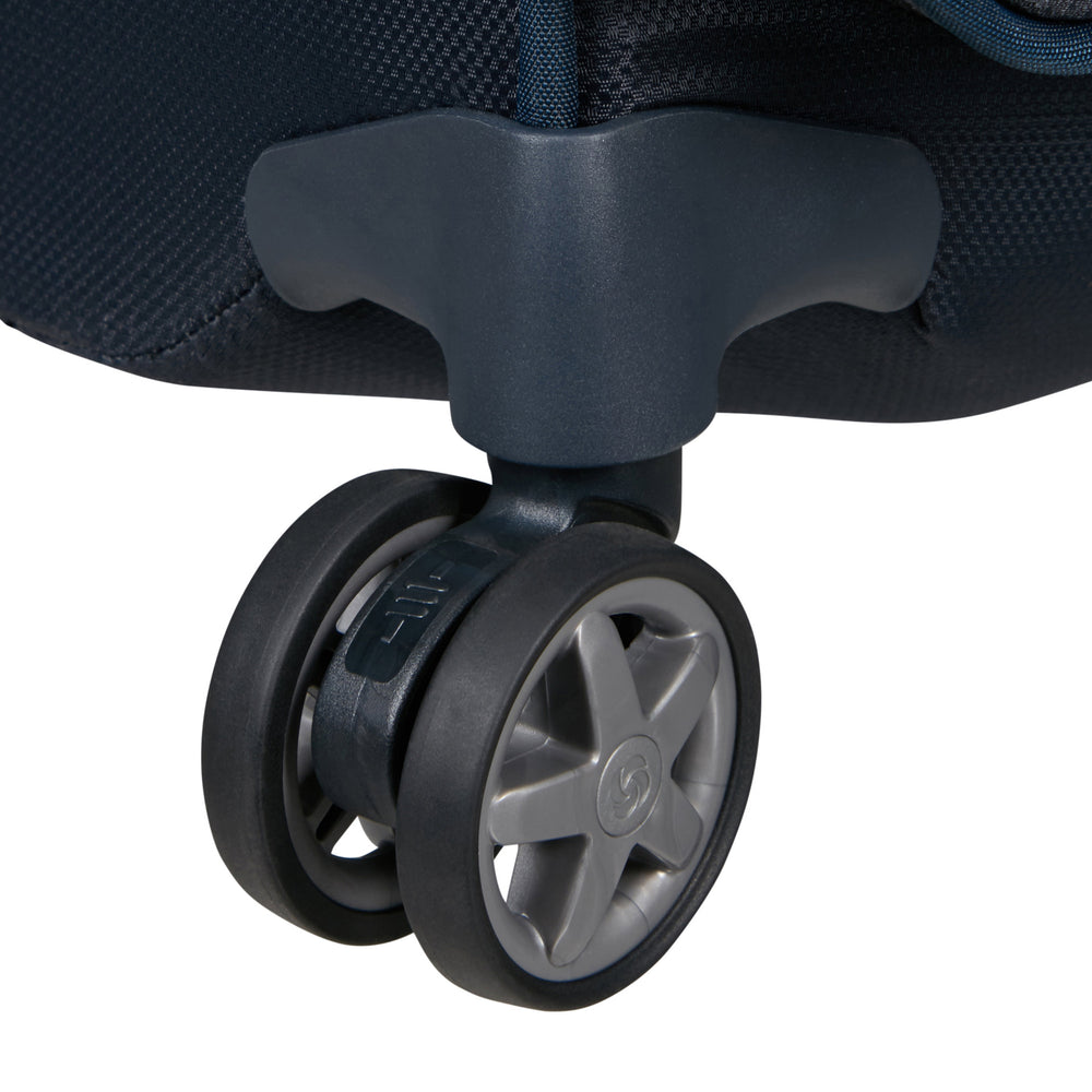 D-Lite Softside 28" Luggage - Bentley