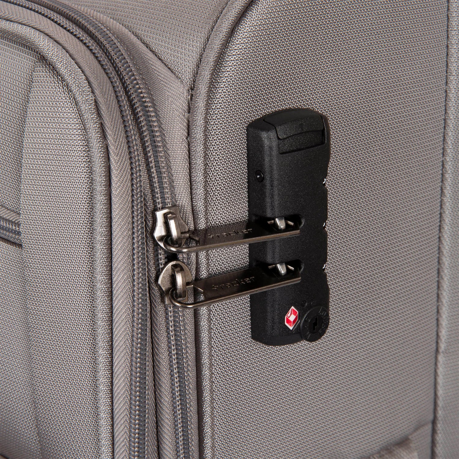 Ensemble 4 morceaux de valises souples et sac fourre-tout -  - 

        Tracker
      
